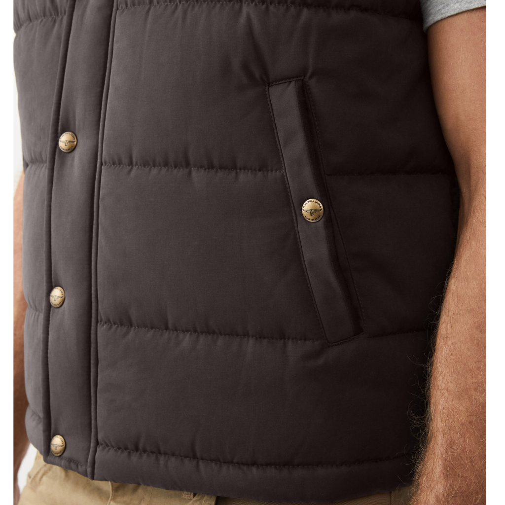 Carnarvon vest