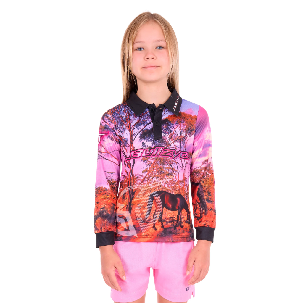 Bullzye Girls Grazing Horse LS Tee