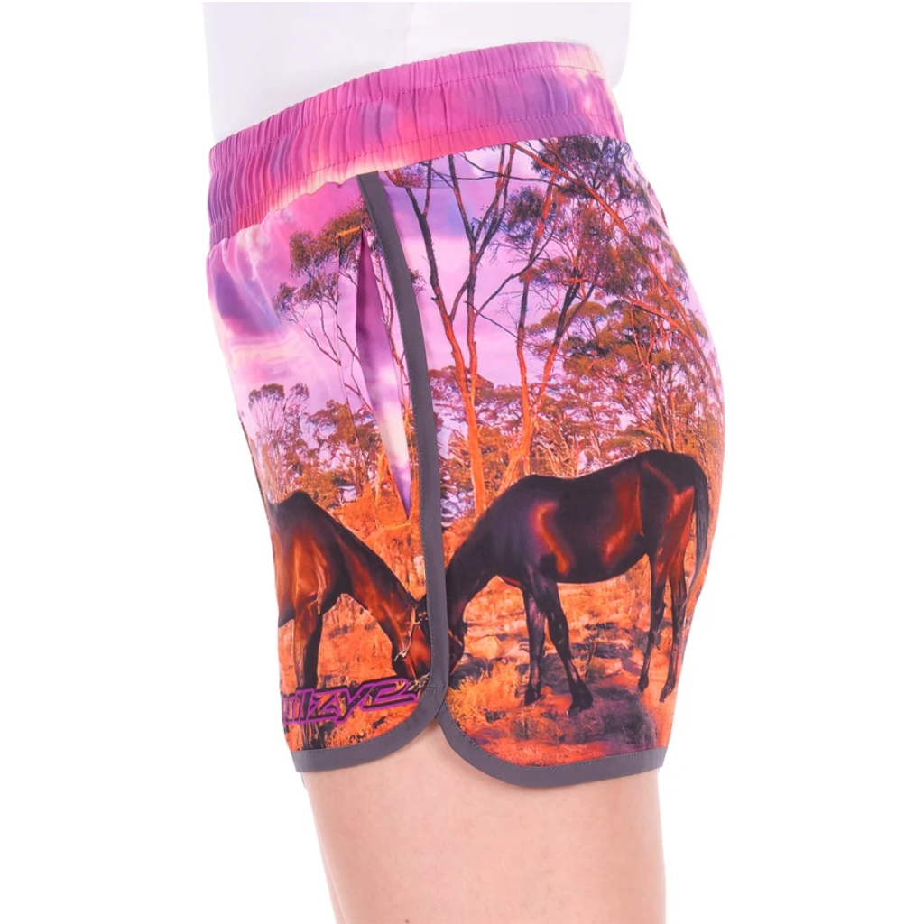 Bullzye Womens Grazing Horse Short