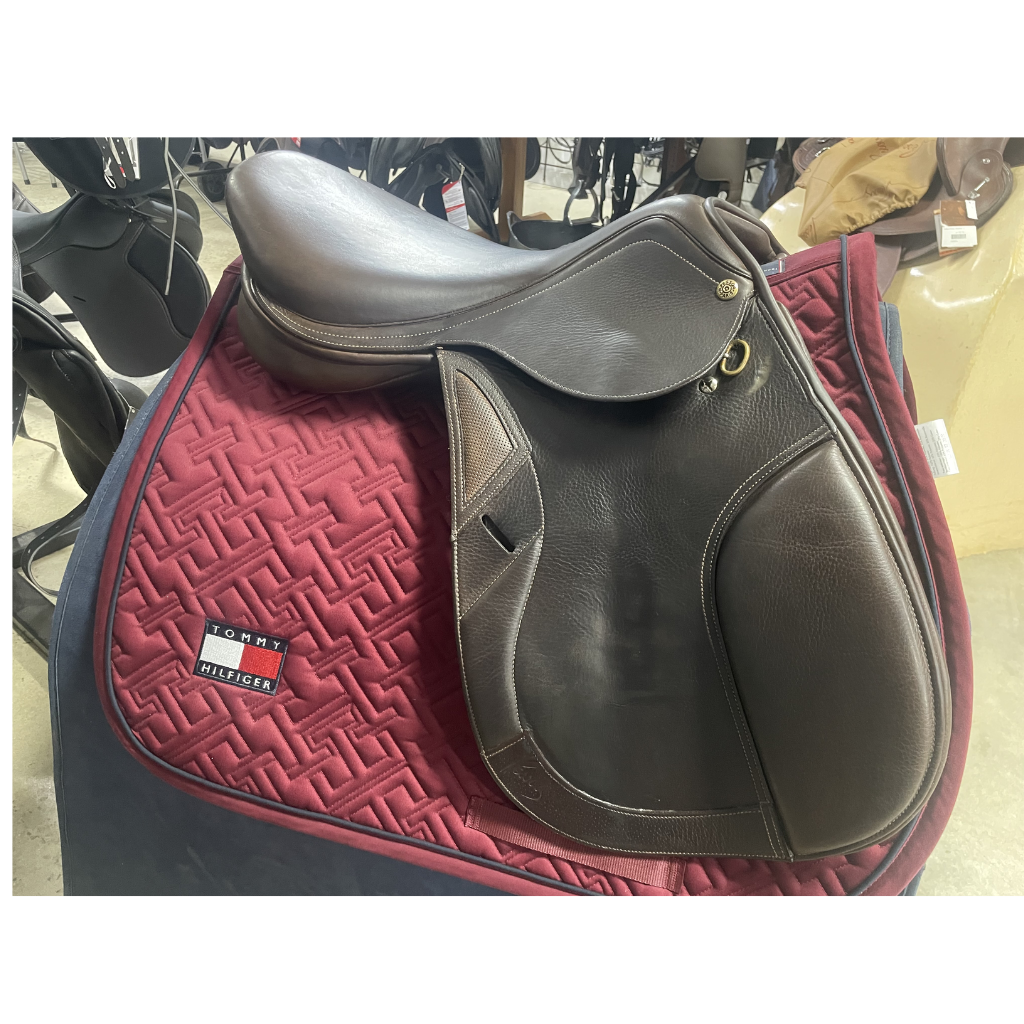Pessoa TT Jump Saddle 17' (used)