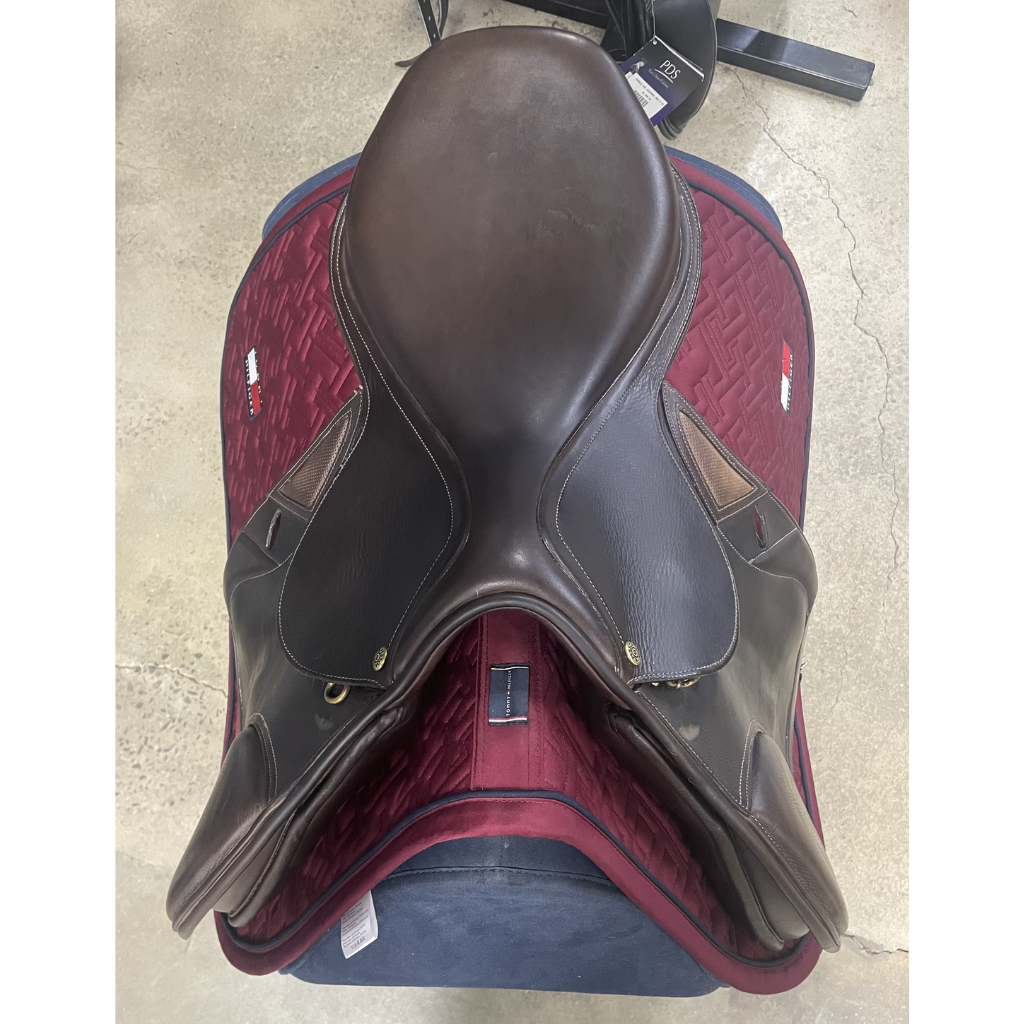 Pessoa TT Jump Saddle 17' (used)